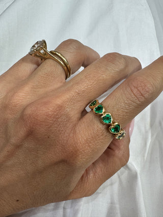 Emerald Heart Eternity Ring SIZE 6