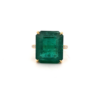 Emerald Ring