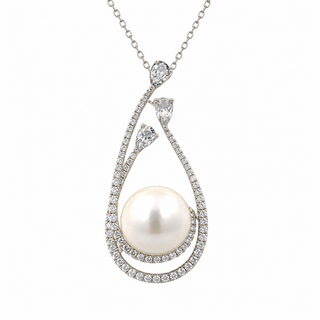 Aura Pearl Necklace