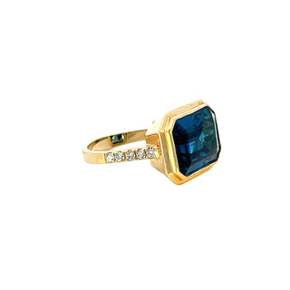 Bezel London Blue Topaz Ring